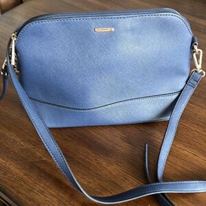 Lovevook navy cross body. EUC​